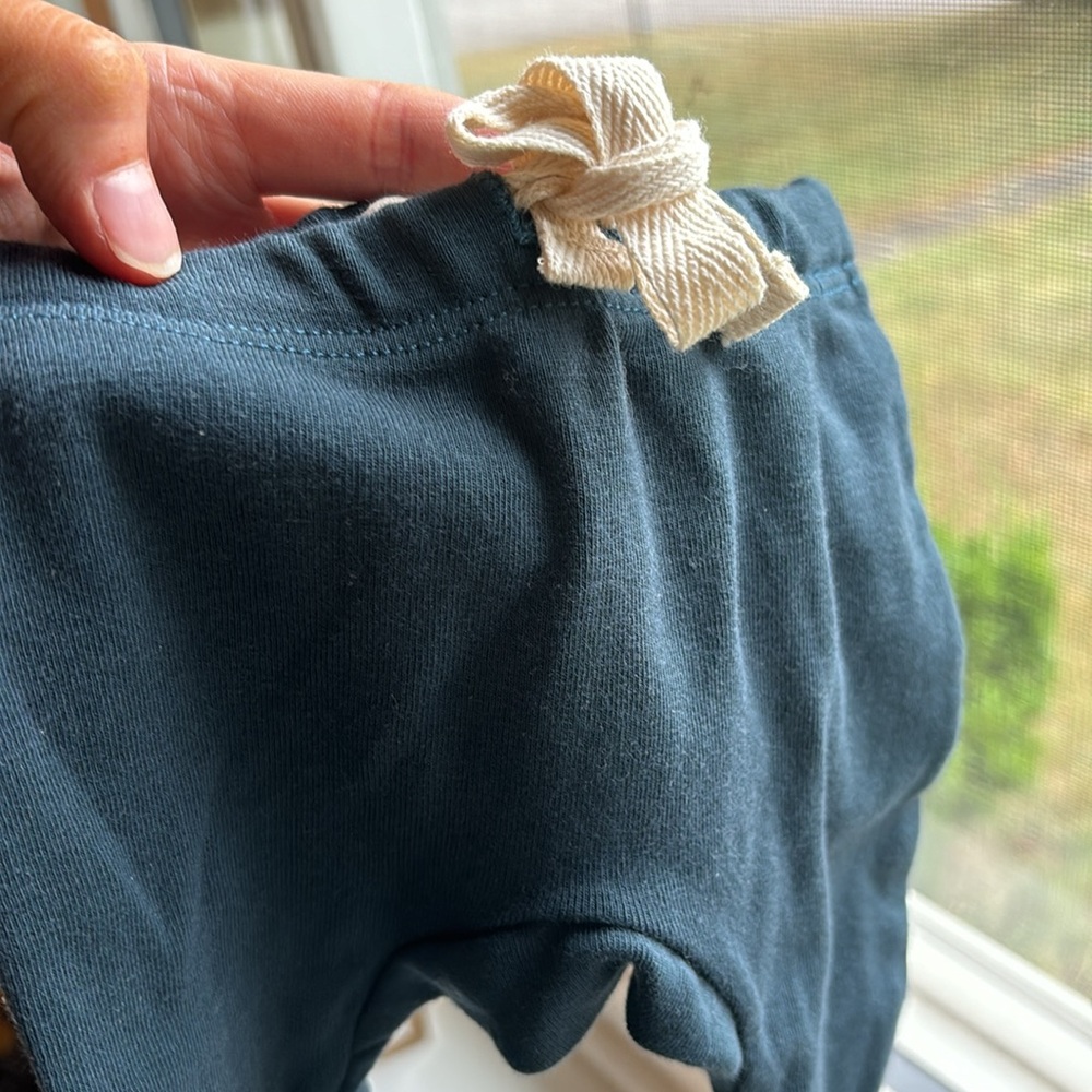 Mabo organic cotton drawstring leggings  - 0-3 month baby, retired cotton basics - Picture 4 of 4